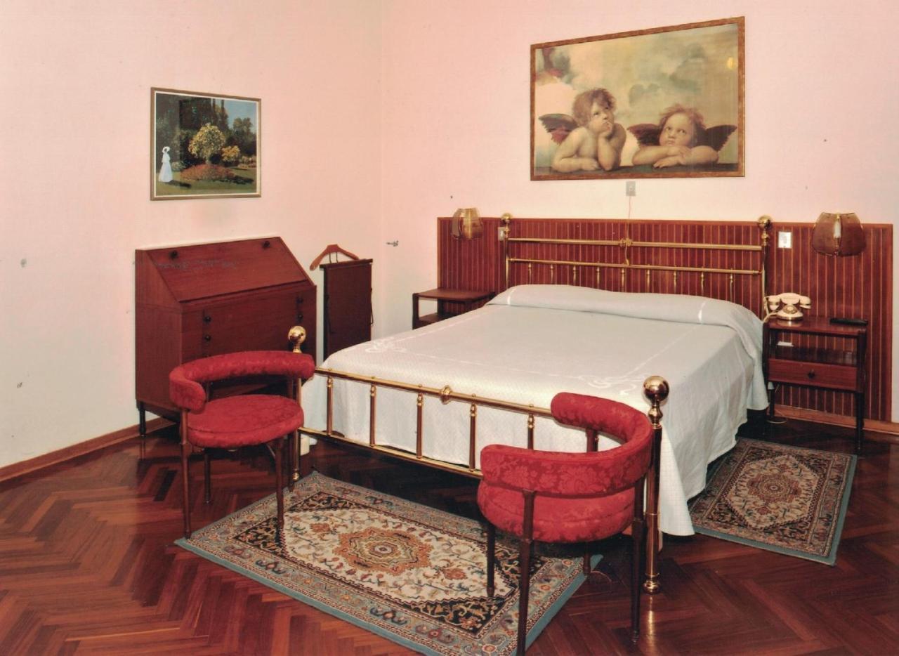Albergo La Perla Civitella Roveto Exterior foto